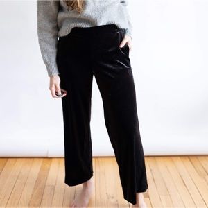 Cropped Velvet Mid-Rise Pants